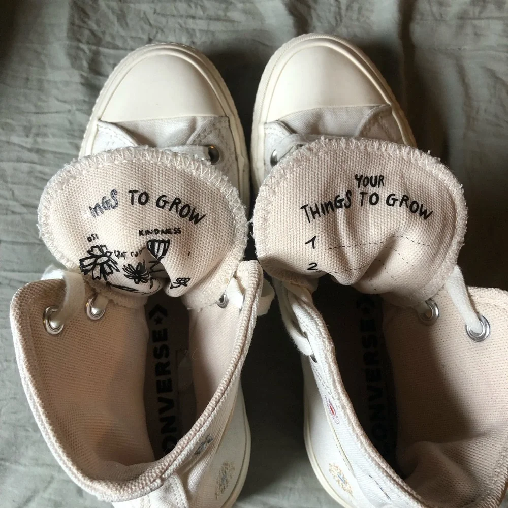 Converse Women's Embroidered White High-Tops - Picture 5 of 9